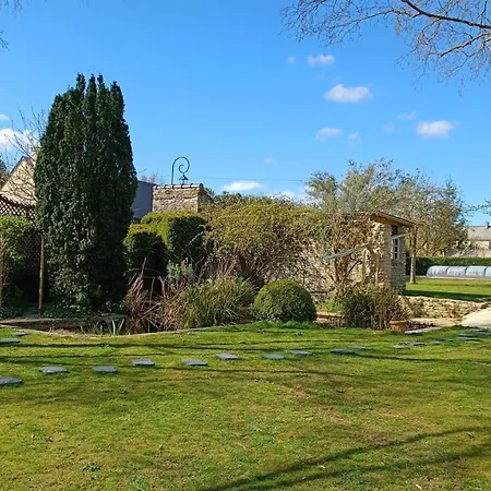 Avec Piscine Et Bain Nordique Proche Des Plages Du Debarquement بيت للعطل *