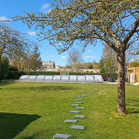 Avec Piscine Et Bain Nordique Proche Des Plages Du Debarquement * Le Manoir (Calvados)