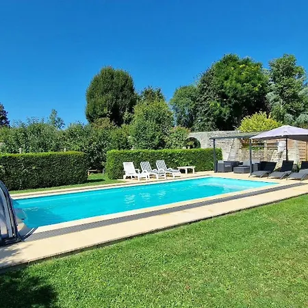 Avec Piscine Et Bain Nordique Proche Des Plages Du Debarquement 아파트 Le Manoir (Calvados)