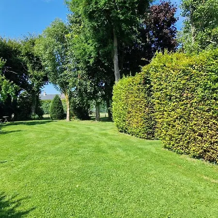 Avec Piscine Et Bain Nordique Proche Des Plages Du Debarquement بيت للعطل
