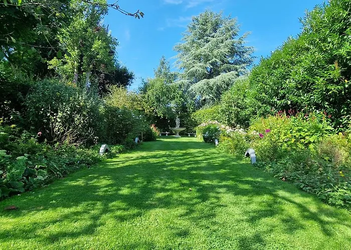 Avec Piscine Et Bain Nordique Proche Des Plages Du Debarquement Holiday home Le Manoir (Calvados)